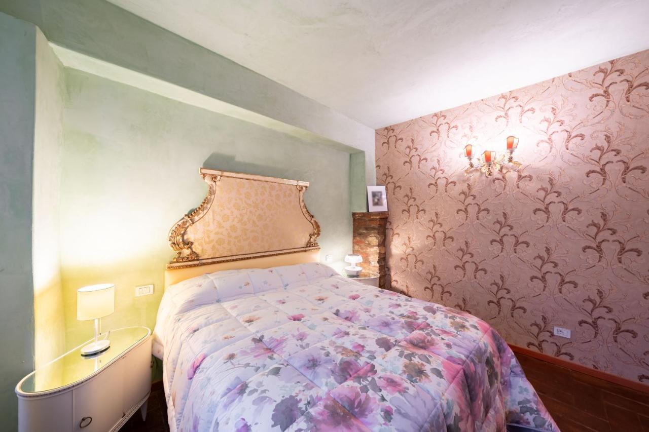Le Chateau Franciacorta - By Host4U Apartman Colombaro  Kültér fotó