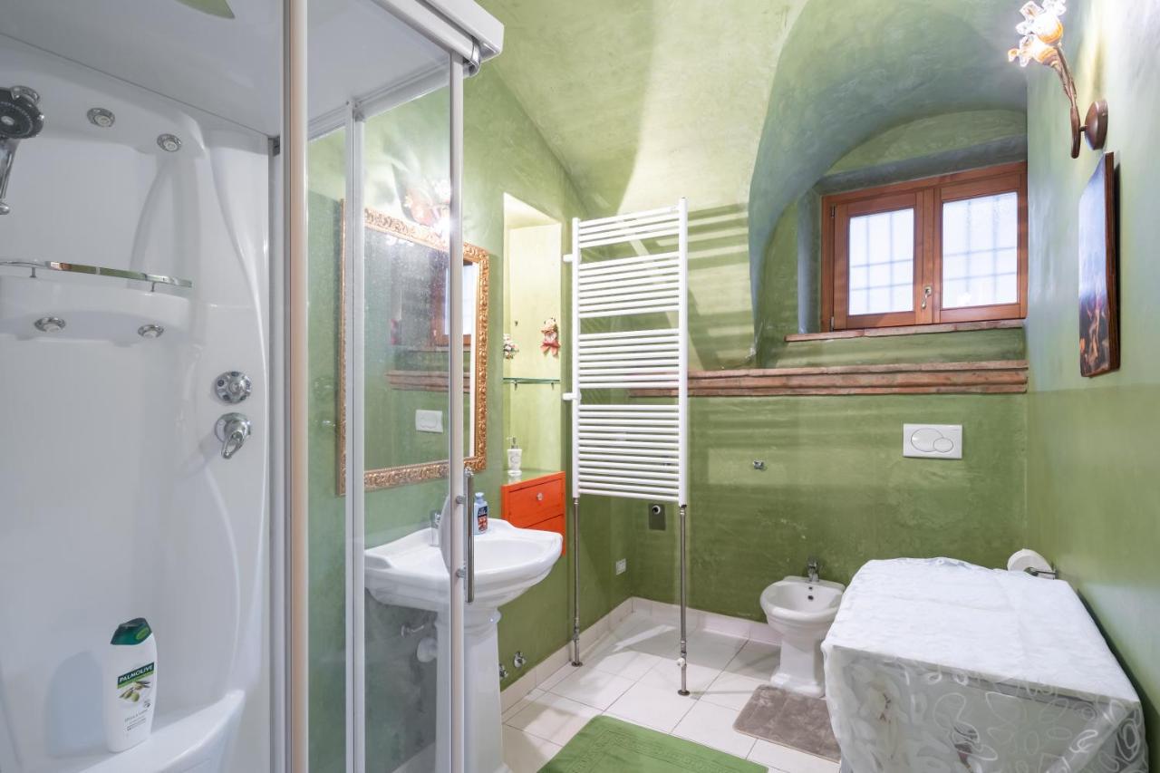 Le Chateau Franciacorta - By Host4U Apartman Colombaro  Kültér fotó